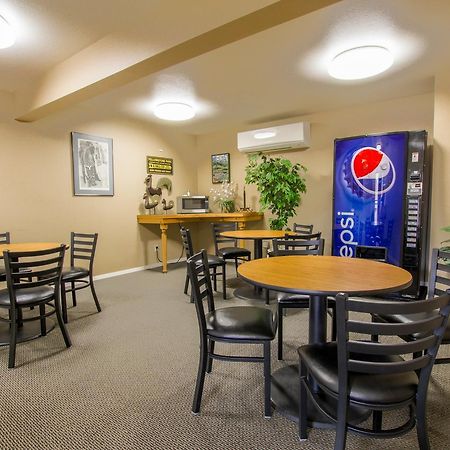 Travelodge By Wyndham Gardiner Yellowstone Park North Entr Luaran gambar