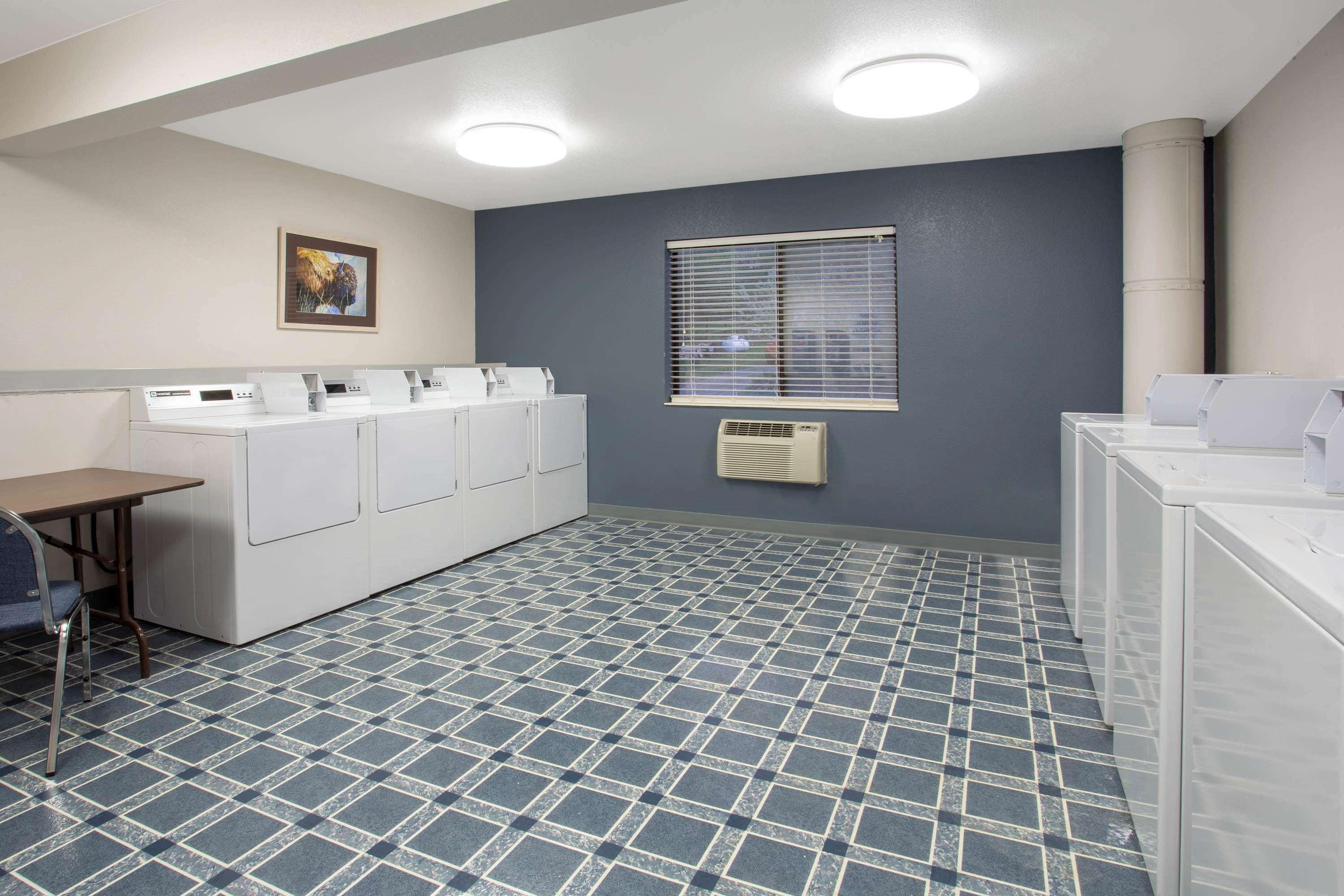 Travelodge By Wyndham Gardiner Yellowstone Park North Entr Luaran gambar